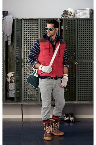 Dunkelrote gesteppte Jacke kombinieren – 43 Herren Outfits