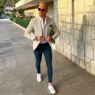 Dunkelrote Sonnenbrille kombinieren – 304 Herren Outfits