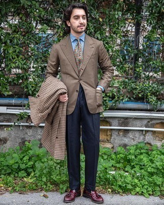 Welche Businesshemden mit dunkelroter Slipper mit Quasten zu tragen – 184 Herren Outfits