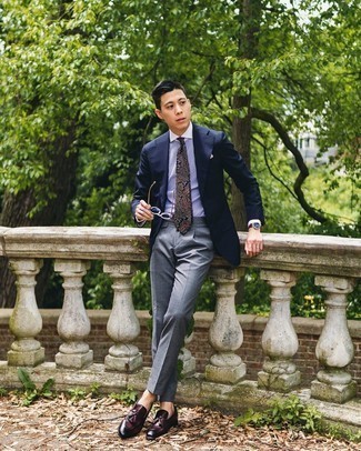 Welche Businesshemden mit dunkelroter Slipper mit Quasten zu tragen – 184 Herren Outfits