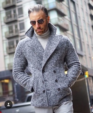 Welche Cabanjacken mit grauer Anzughose zu tragen – 9 Herren Outfits warm Wetter: Kombinieren Sie eine Cabanjacke mit einer grauen Anzughose, um vor Klasse und Perfektion zu strotzen.