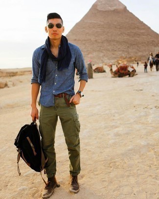 Wie Cargohose mit Chukka-Stiefel zu kombinieren – 118 Herren Outfits