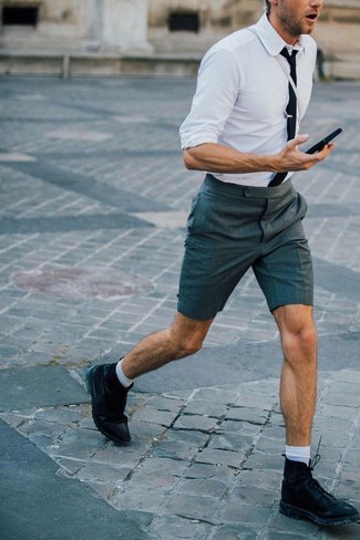 Wie Freizeitstiefel mit Businesshemdes zu kombinieren – 358 Herren Outfits