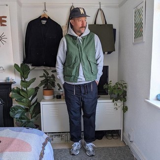 Dunkelgraue Baseballkappe kombinieren – 284 Herren Outfits