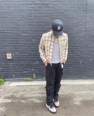 Dunkelgraue Baseballkappe kombinieren – 284 Herren Outfits