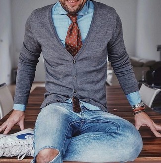 Welche enge Jeans mit dunkelgrauer Strickjacke zu tragen – 36 Herren Outfits