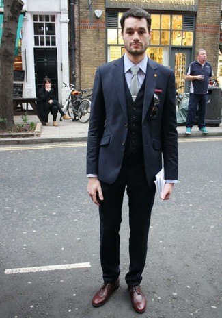Welche Westen mit dunkelgrauen Businesshemdes zu tragen – 33 Herren Outfits