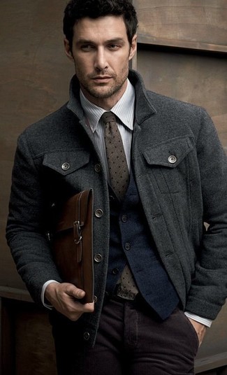 Welche Westen mit dunkelgrauen Businesshemdes zu tragen – 33 Herren Outfits