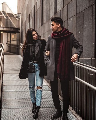Wie dunkelgrauen Mantel mit schwarzer Chelsea Boots aus Leder zu kombinieren – 121 Herren Outfits