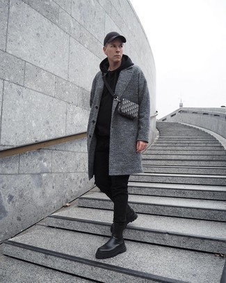 Wie dunkelgrauen Mantel mit schwarzer Chelsea Boots aus Leder zu kombinieren – 121 Herren Outfits