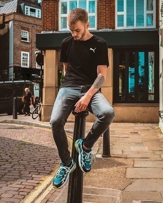 Welche Sportschuhe mit dunkelgrauer enger Jeans zu tragen – 40 Herren Outfits