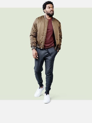 Dunkelgraue Jogginghose kombinieren – 186 Frühling Herren Outfits
