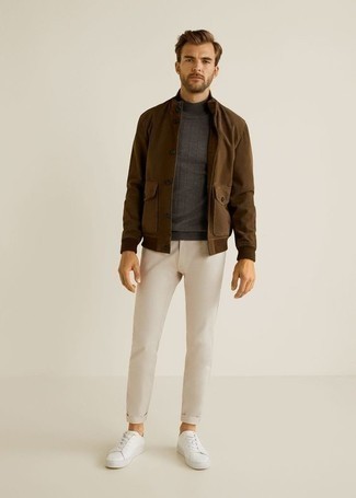 Dunkelgrauen Rollkragenpullover kombinieren – 1121+ Herren Outfits