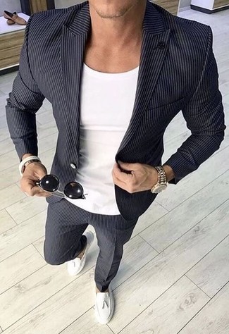 Dunkelgraue vertikal gestreifte Jacke kombinieren – 108 Herren Outfits
