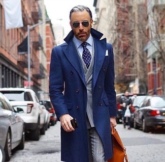 Dunkelgraue vertikal gestreifte Jacke kombinieren – 108 Herren Outfits