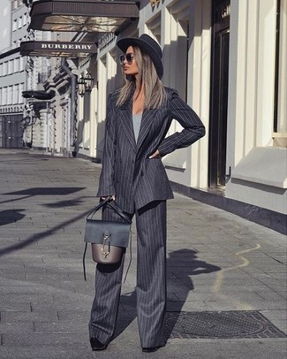 Dunkelgraues vertikal gestreiftes Wollzweireiher-sakko kombinieren – 1 Damen Outfits