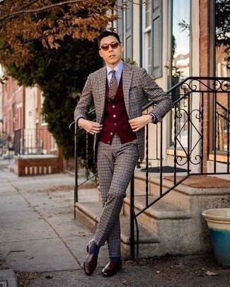 Einstecktuch mit Karomuster kombinieren – 11 Herbst Herren Outfits
