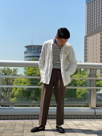 Wie Chinohose mit Sandalen zu kombinieren – 623+ Herren Outfits