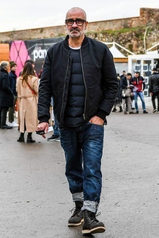 Wie Pullover mit einem Rundhalsausschnitt mit Bomberjacke zu kombinieren – 334 Herren Outfits