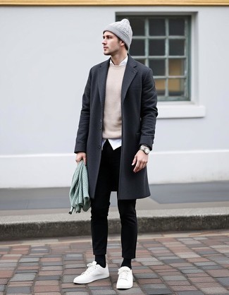 20 Jährige: Wie Pullover mit einem Rundhalsausschnitt mit Langarmhemdes zu kombinieren – 13 Winter Herren Outfits