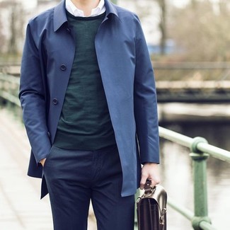 Wie Pullover mit einem Rundhalsausschnitt mit Langarmhemdes zu kombinieren – 1486+ Herren Outfits