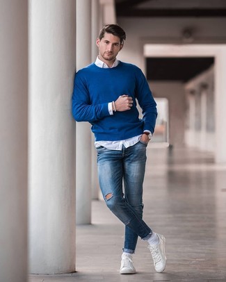 20 Jährige: Wie Pullover mit einem Rundhalsausschnitt mit Langarmhemdes zu kombinieren – 239 Herren Outfits warm Wetter