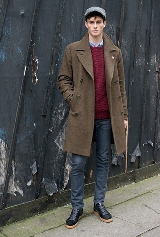 20 Jährige: Wie Pullover mit einem Rundhalsausschnitt mit Langarmhemdes zu kombinieren – 13 Winter Herren Outfits