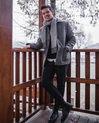 20 Jährige: Wie Pullover mit einem Rundhalsausschnitt mit Langarmhemdes zu kombinieren – 13 Winter Herren Outfits