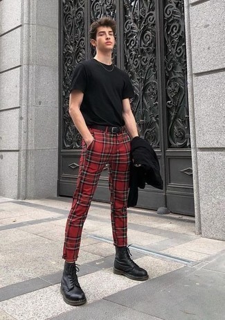 Wie T-Shirt mit einem Rundhalsausschnitt mit Shirtjacke zu kombinieren – 2000+ Herren Outfits