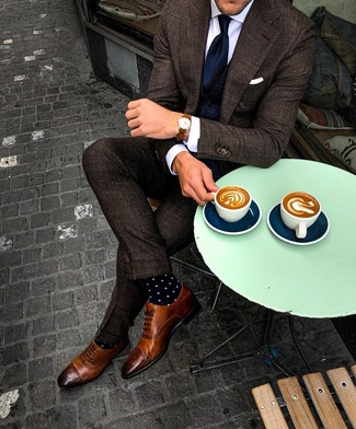 Dunkelbraunen Anzug mit Karomuster kombinieren – 59 Herren Outfits