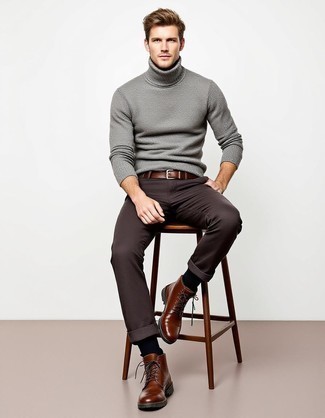 Welche Rollkragenpullover mit dunkelbrauner Chinohose zu tragen – 292 Herren Outfits