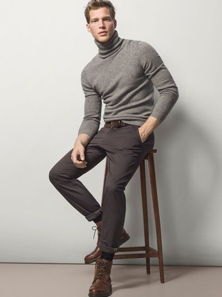 Welche Rollkragenpullover mit dunkelbrauner Chinohose zu tragen – 292 Herren Outfits