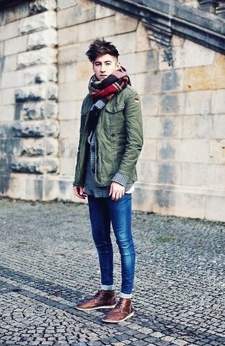 Welche enge Jeans mit dunkelbrauner Chukka-Stiefel zu tragen – 44 Herren Outfits