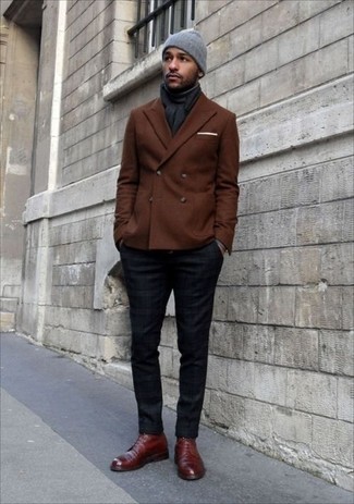 Dunkelbraunes Zweireiher-Sakko kombinieren – 34 Frühling Herren Outfits
