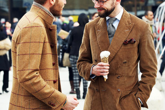 Dunkelbraunes Zweireiher-Sakko kombinieren – 34 Frühling Herren Outfits