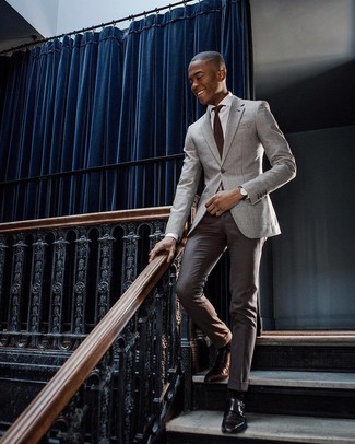 Welche Doppelmonks mit dunkelbrauner Anzughose zu tragen – 50 Herren Outfits