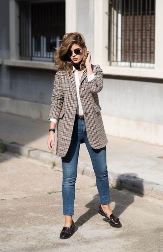 Dunkelbraunen Ledergürtel kombinieren – 391 Damen Outfits