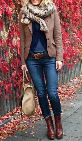Dunkelbraunen Ledergürtel kombinieren – 391 Damen Outfits