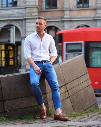 Welche enge Jeans mit dunkelbrauner Slipper zu tragen – 106 Herren Outfits