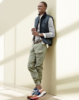 Dunkelbraunen Wildledergürtel kombinieren – 229 Herren Outfits