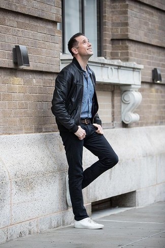 Dunkelbraunen Wildledergürtel kombinieren – 229 Herren Outfits