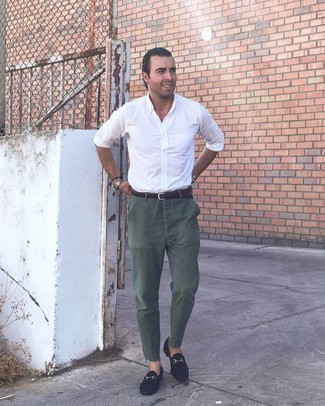 Dunkelbraunen Wildledergürtel kombinieren – 229 Herren Outfits