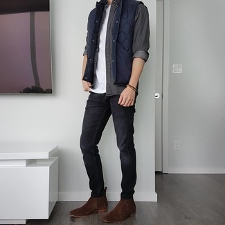 Dunkelbraune Chelsea Boots aus Wildleder kombinieren – 1071+ Herren Outfits