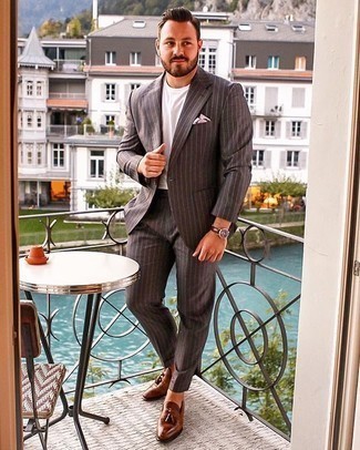 Welche Anzüge mit dunkelbrauner Slipper mit Quasten zu tragen – 651+ Herren Outfits