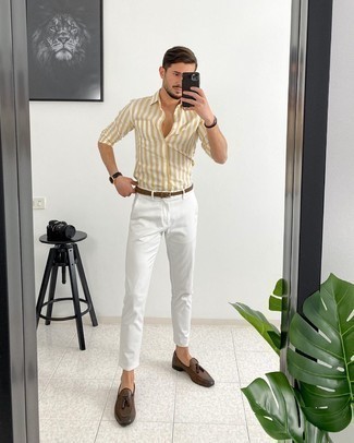 Dunkelbraunen geflochtenen Segeltuchgürtel kombinieren – 15 Herren Outfits