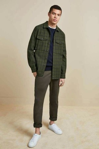 Dunkelgrüne Jacke mit Karomuster kombinieren – 12 Frühling Herren Outfits
