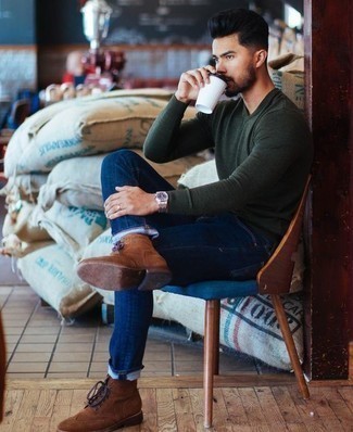 Welche Jeans mit dunkelgrünen Pullovers mit einem Rundhalsausschnitt zu tragen – 147 Herren Outfits