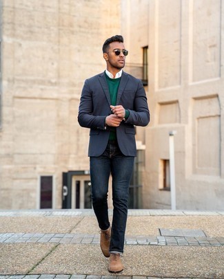 Welche Jeans mit dunkelgrünen Pullovers mit einem Rundhalsausschnitt zu tragen – 100 Herren Outfits warm Wetter