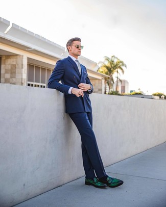 Dunkelgrüne Leder Slipper kombinieren – 72 Herren Outfits