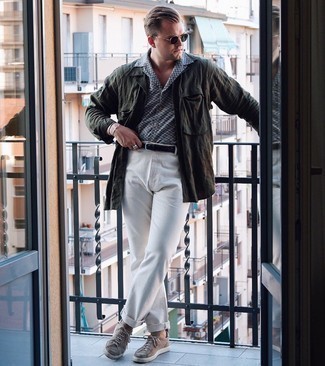 Dunkelgrüne Leinen Shirtjacke kombinieren – 10 Herren Outfits